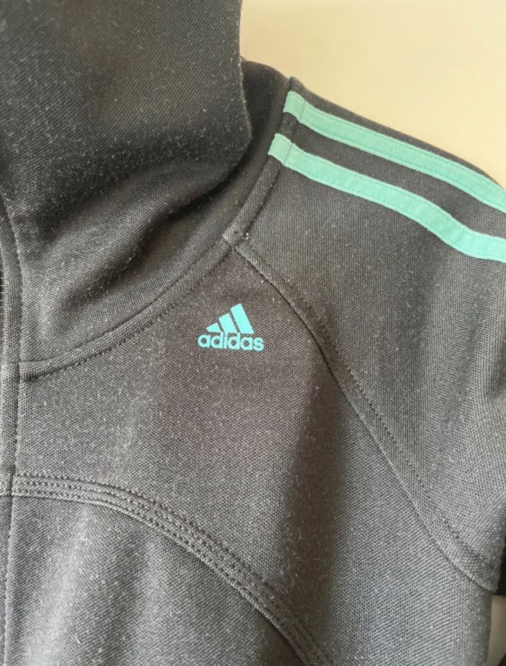 Adidas Trainingsanzug Jogginganzug in Püttlingen