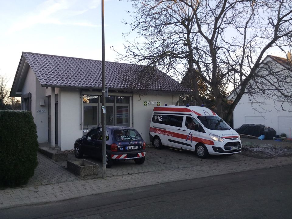 Betriebs- oder RettungssanitäterInnen (m/w/d) - Pforzheim in Pforzheim