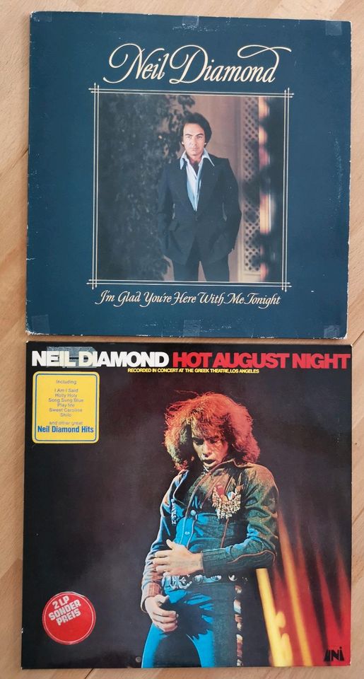 Zwei Schallplatten von Neil Diamond in Darmstadt