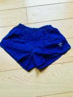 Kurze Sporthose von Adidas. Vintage. Original 80er. Gr. 7. blau Nordrhein-Westfalen - Gelsenkirchen Vorschau