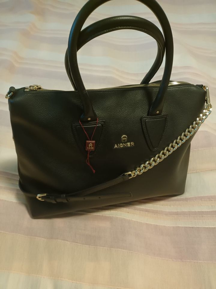 Neue Aigner Tasche in Düsseldorf