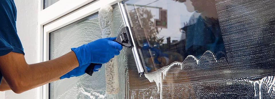 Professionelle Fensterreinigung schnell und zuverlässig in Berlin