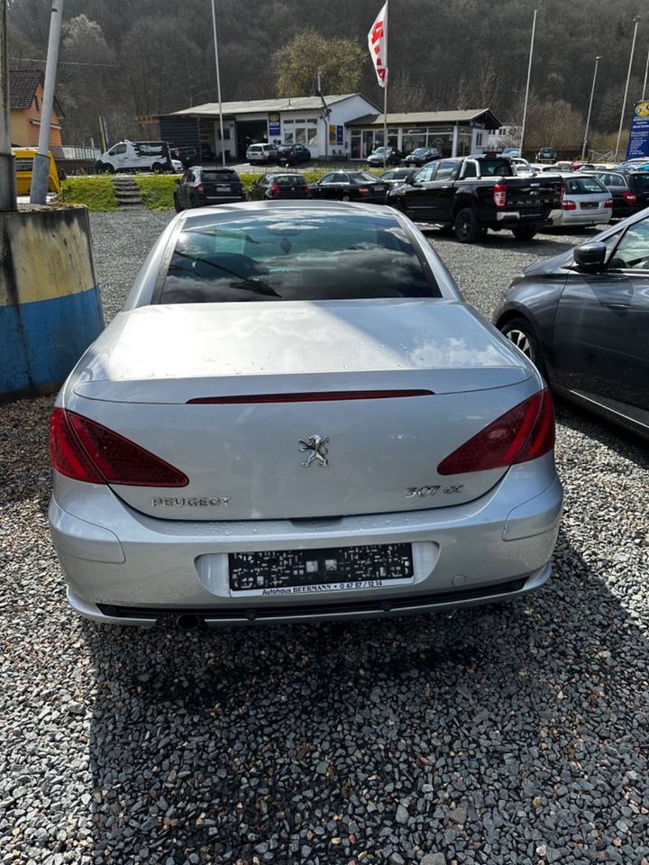 Peugeot 307 CC Cabrio-Coupe Basis in Niederbrombach