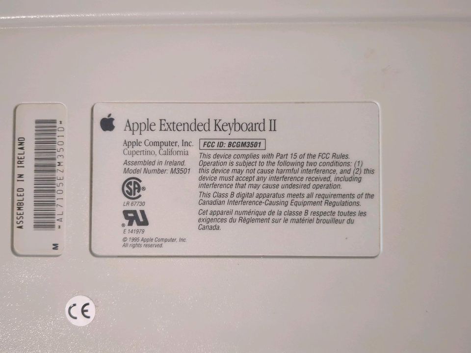 Apple Extended Keyboard II 2 und Apple Desktop Bus Mouse II 2 in Buchholz in der Nordheide