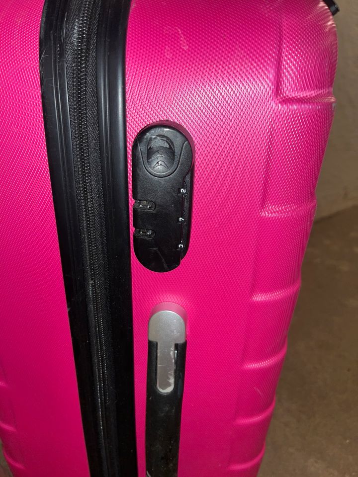 Koffer pink in Ludwigsburg