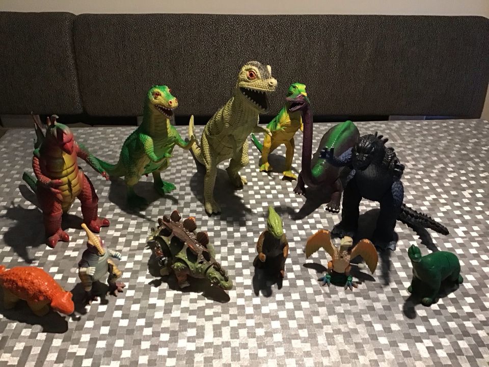 Spielzeug Dinosaurier in Oranienburg