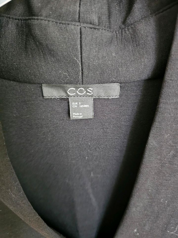 COS Langarmshirt / Bluse in S, schwarz in Georgsmarienhütte