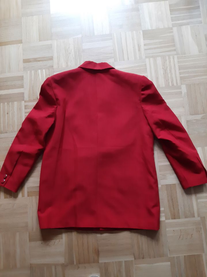 Blazer, Jacke, Kurzgröße 24 (norm. ca. Gr. 48), rot in Hamburg