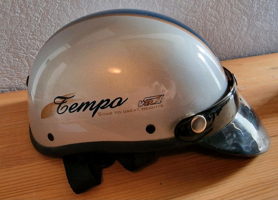 Helm Brain Cap mit Schild in Mertingen