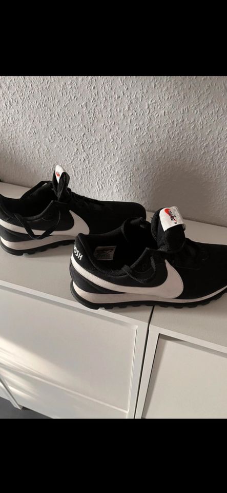 Nike Sneaker in Schneiderkrug