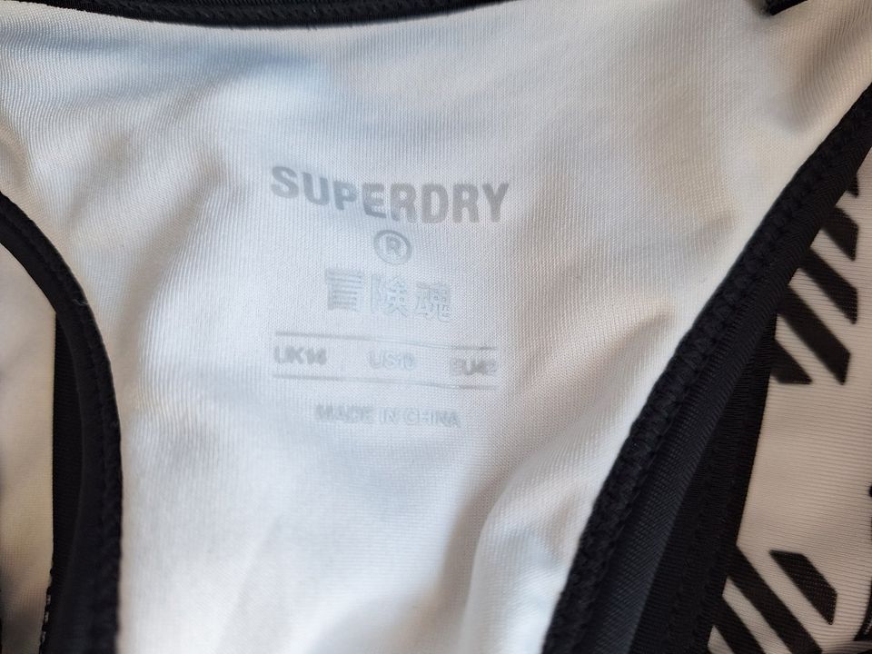 SUPERDRY SPORT -Badeanzug schwarz-weiß, Gr.42  SUPERDRY SPORT Bad in Gerlingen