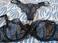 Neuwertig Passionata BH set 75C + S/M Niedersachsen - Göttingen Vorschau