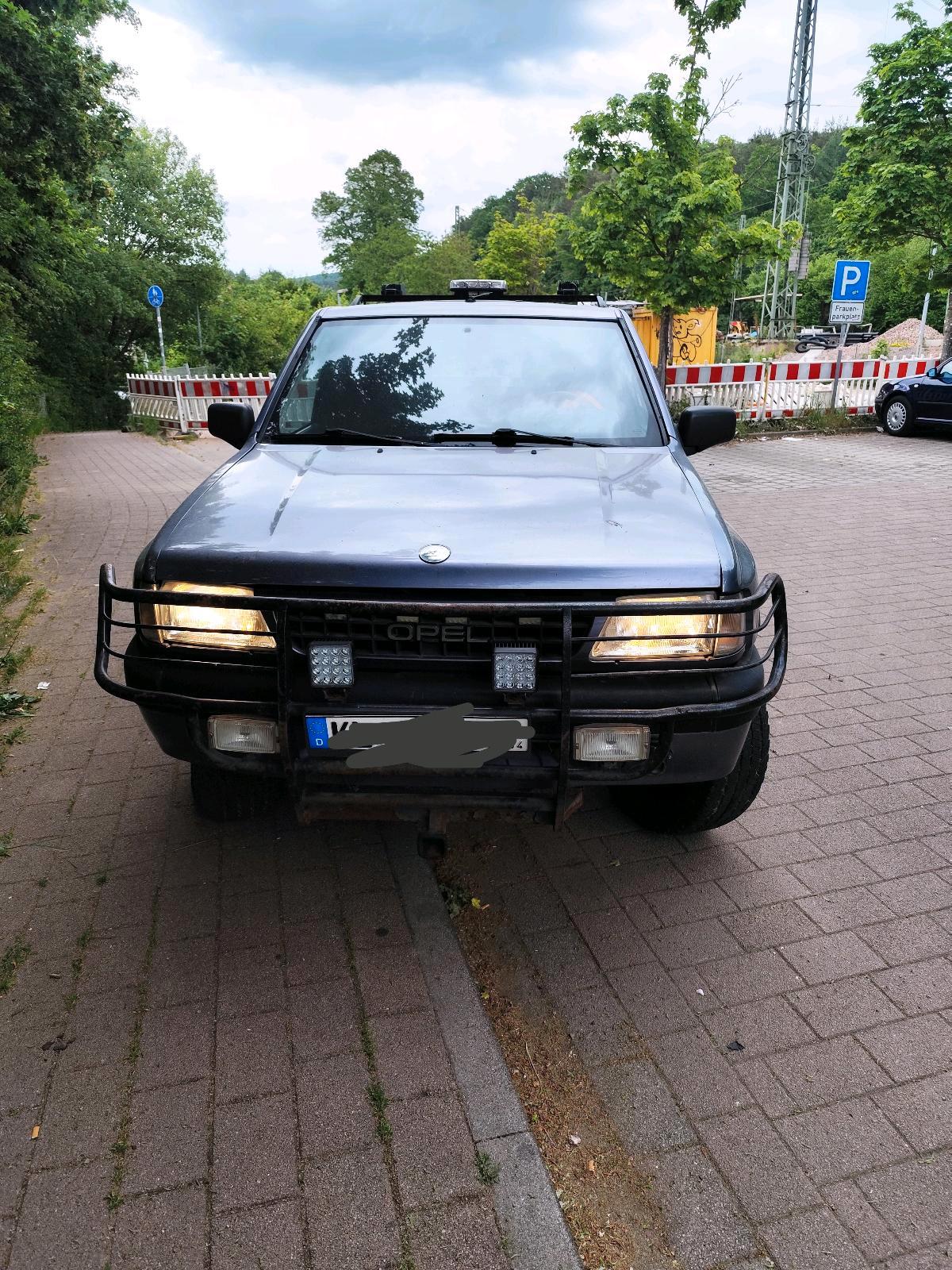 Abbildung des Autos Opel Frontera A  2.0  Nu…