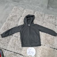 Jungen sweatjacke gr 104 Niedersachsen - Sulingen Vorschau