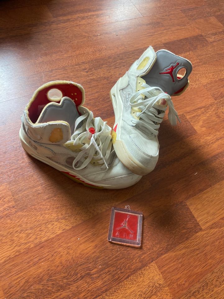 Nike x off white Jordan 5 weiß in Berlin