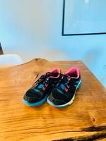 Asics Sneakers schwarz 43.5 Turnschuhe Running Pankow - Weissensee Vorschau