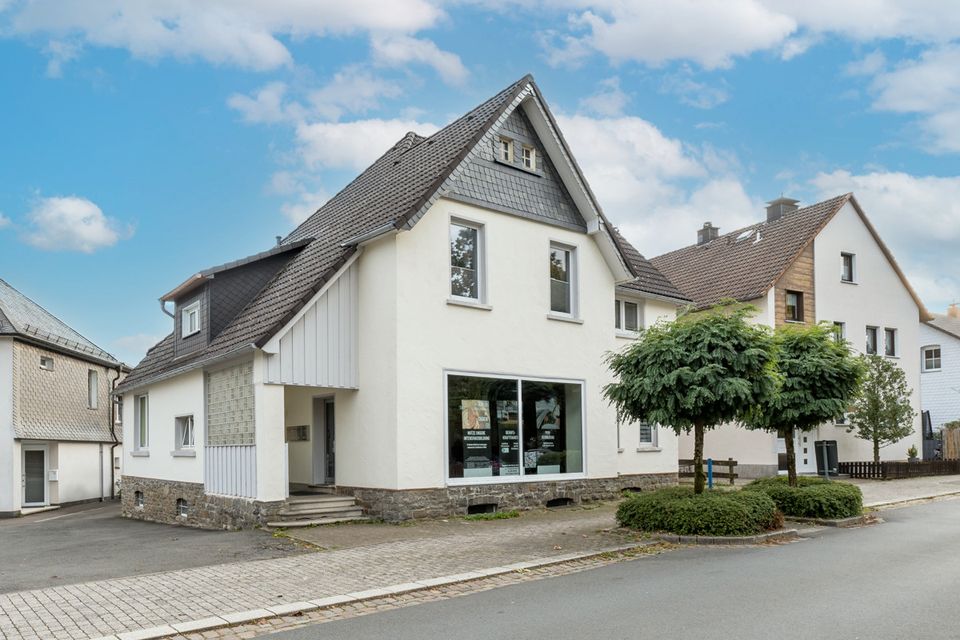 #KOMINOS IMMOBILIEN# saniertes Wohn & Geschäftshaus in bester Lage in Herscheid in Herscheid