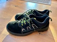 Sicherheits Schuhe mit Stahlkappe 42 (neuwertig) Bayern - Neukirchen a Teisenberg Vorschau