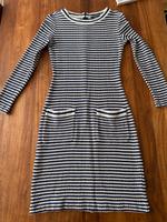 Maritimes Häkelkleid Weekend Max Mara weiß blau München - Au-Haidhausen Vorschau