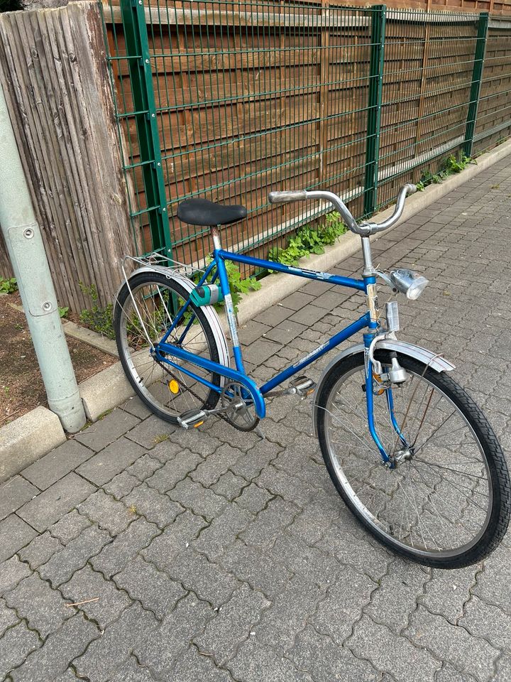 Hiermit verkaufe ich mein Fahrrad 28 Zoll in Göttingen