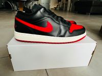 Nike Air Jordan 1 Low Bred Gr. 42.5 Neu Nordrhein-Westfalen - Velbert Vorschau