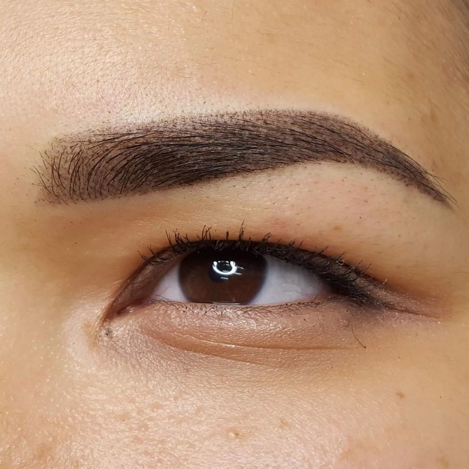 Permanent Make-up Augenbrauen in Puder Techniken in Oberhausen