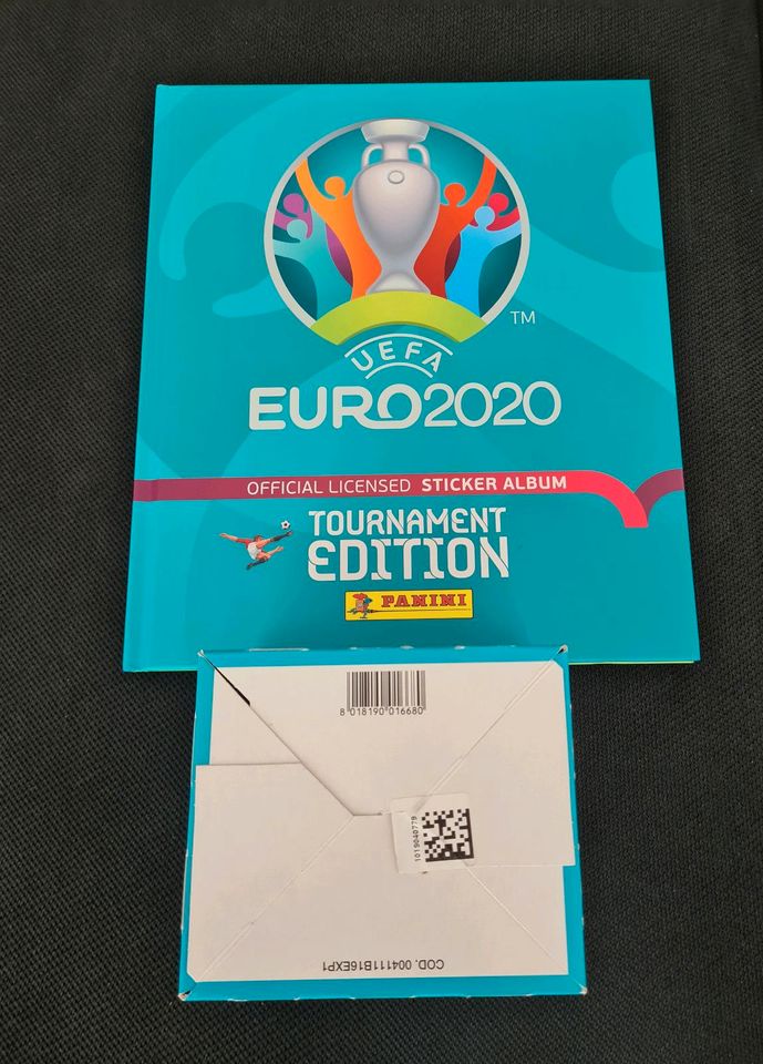 Panini Euro 2020 Tournament Hardcover-Album + 100 Tüten Display in Mönchengladbach