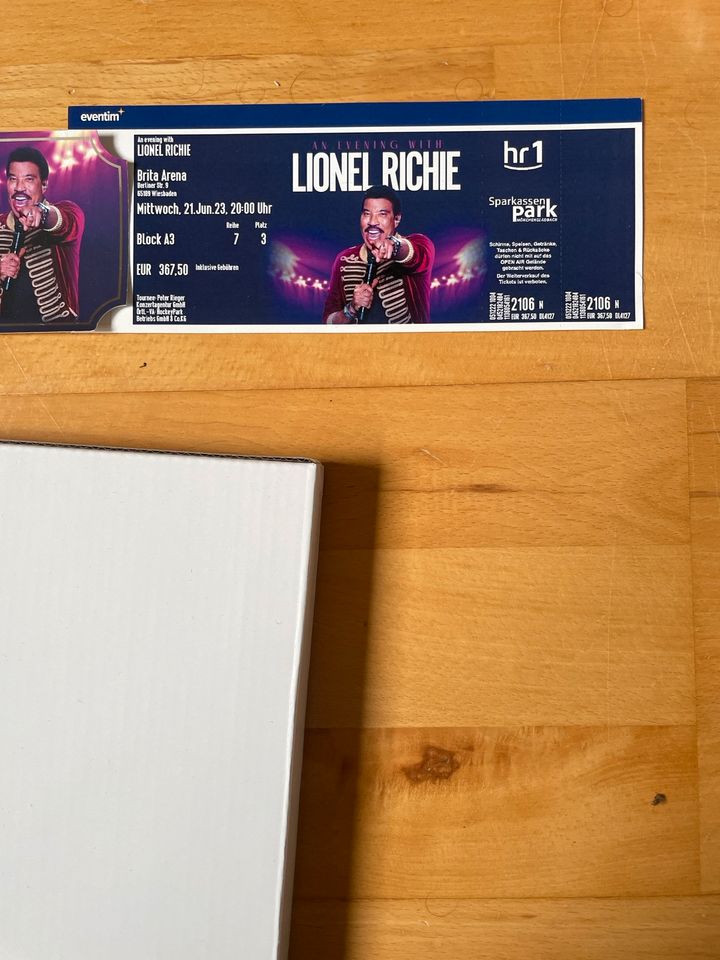 Lionel Richie Merchandise 21.06.23 Ticket Souvenirs in Waldalgesheim