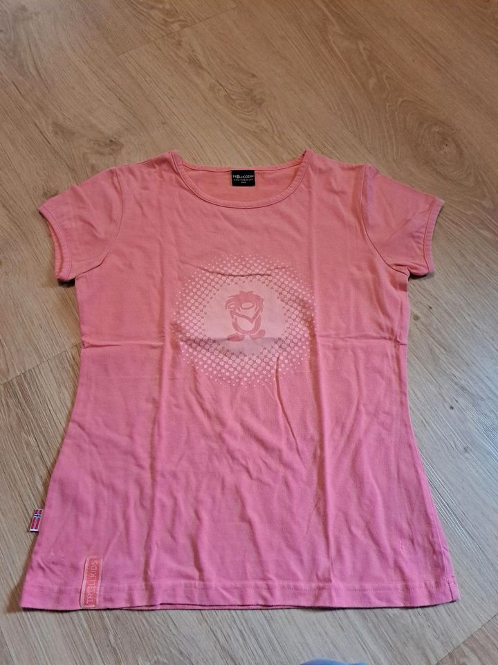 Shirt, t-shirt, trollkids, Größe 152 in Filderstadt