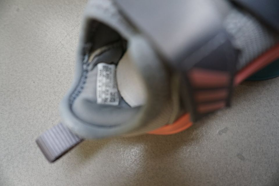adidas FortaRun 2020 - Kinderschuhe / Sneaker Gr. 23,5 in Hamburg