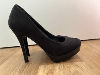 Pumps High Heels mit Plateau Gr. 37 Sachsen-Anhalt - Halle Vorschau