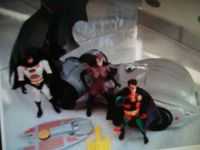 Batmobil GOTHAM GRIPPER + Batman, Robin + Catwomen Figuren Baden-Württemberg - Ulm Vorschau