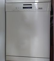 Miele PG 8080 BW "Bistro" Spülmaschine Professional Stuttgart - Stuttgart-Ost Vorschau