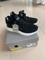 Bench Mädchen Sportschuhe Sneaker Größe 33 Neu Nordrhein-Westfalen - Gladbeck Vorschau