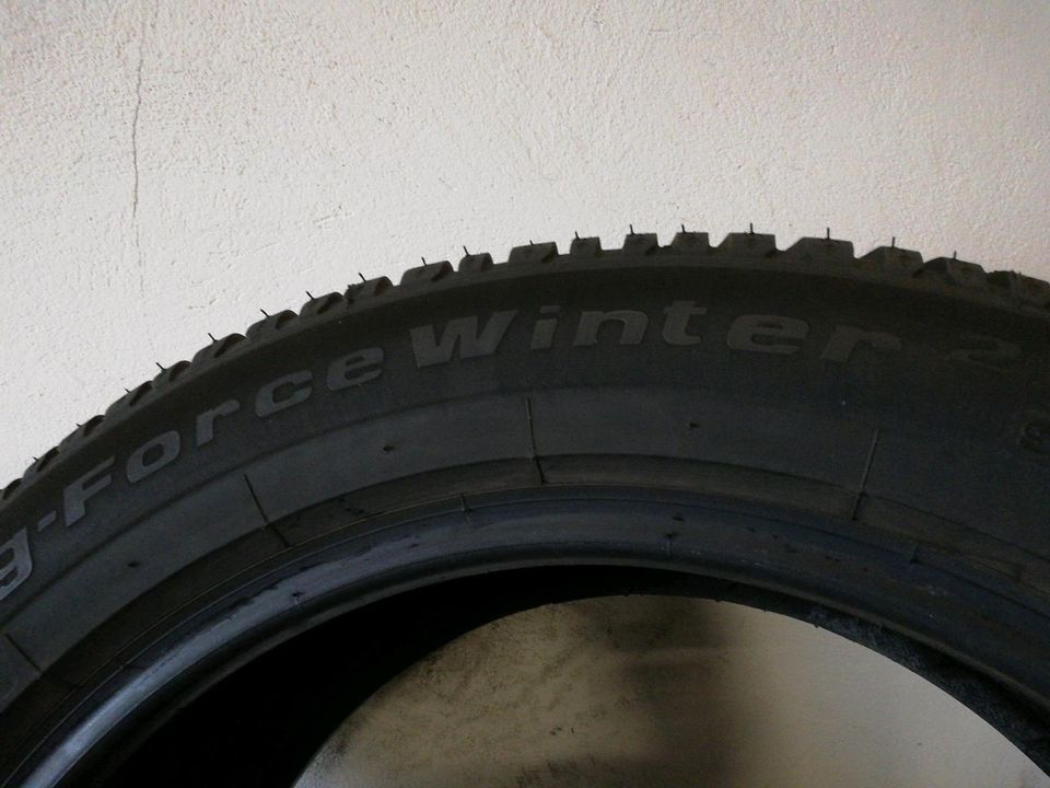 4x neuwertig 215 55 R18 99V SUV BFGoodrich Winterreifen in Detmold