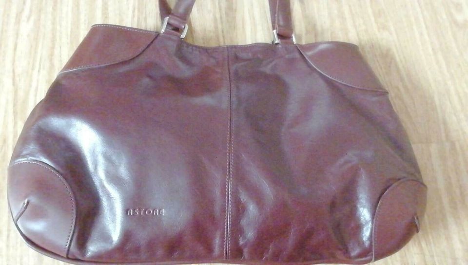 ASTORE Schultertasche / Shopper, Echtleder Marrone, NEU m.E.! in Weidenbach