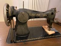 Deko Nähmaschine Singer mit Unterbau- alt Baden-Württemberg - Kirchheim unter Teck Vorschau