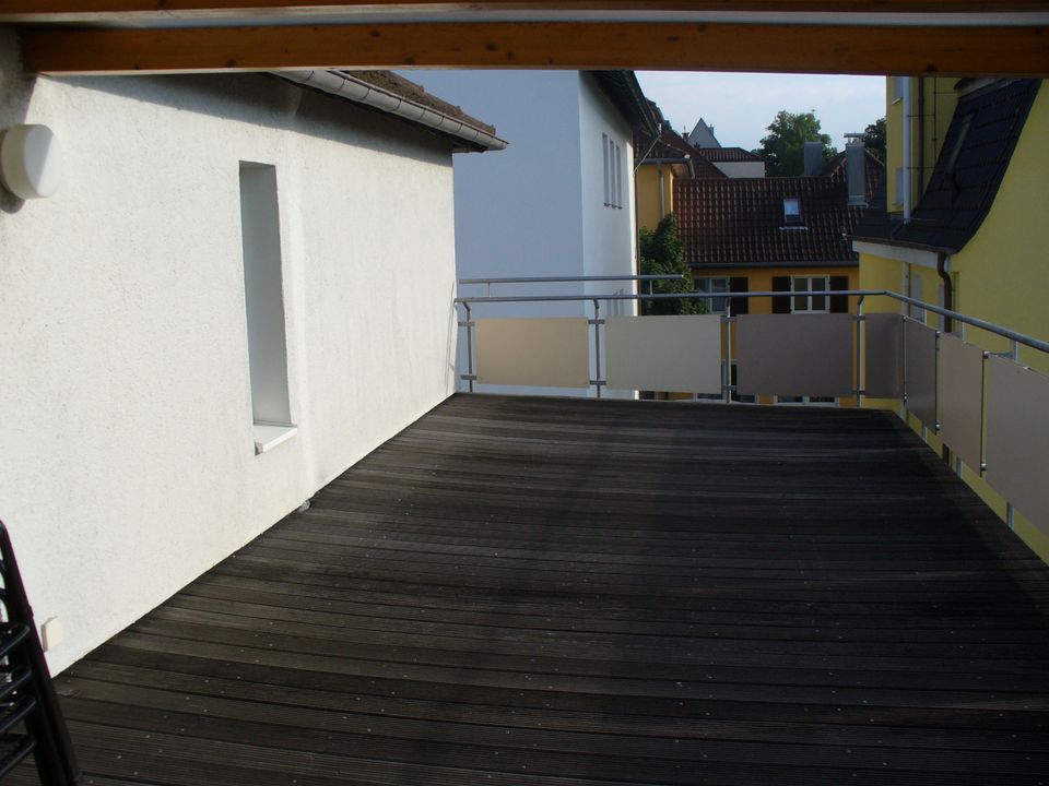 ab 1. Juli Top 3-Zi.-Wohng. 83 m² - großer Balkon - Nähe S-Bahn in Kornwestheim