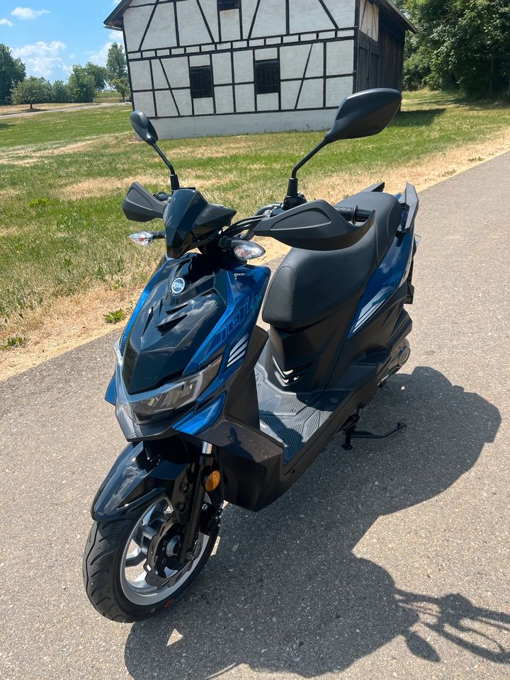 Sym Jet 4 RX 50 *LED*USB*Euro5*2 Jahre Garantie *Scooter*Roller in Geislingen an der Steige