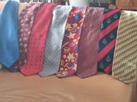 15 verschiedene, sehr schöne Krawatten Hessen - Niddatal Vorschau