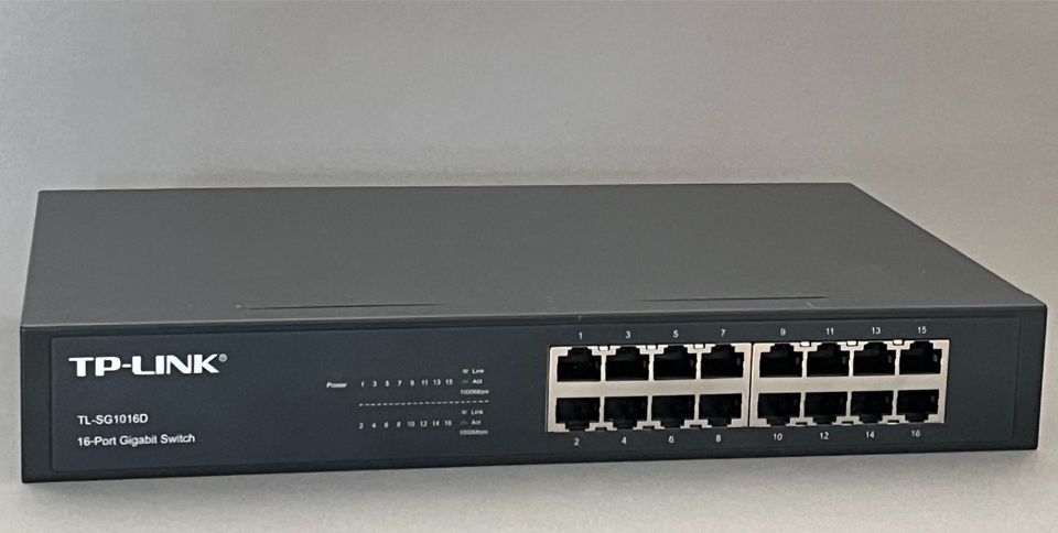 TP Link Gigabit 100/1000 Switch 16 Ports in OVP in Bad Arolsen