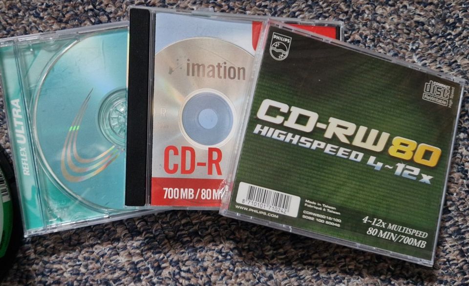 *** DVD + CD Rohlinge und Leerhüllen *** in Achim