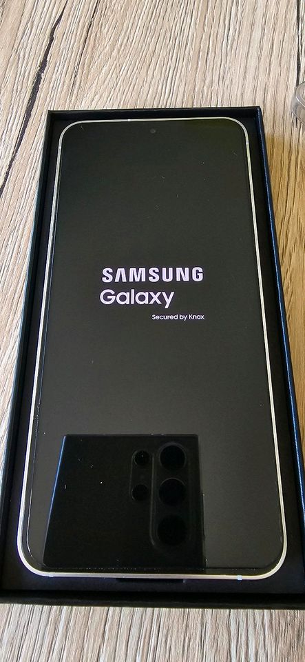 Samsung Galaxy S24 5G in Itzehoe