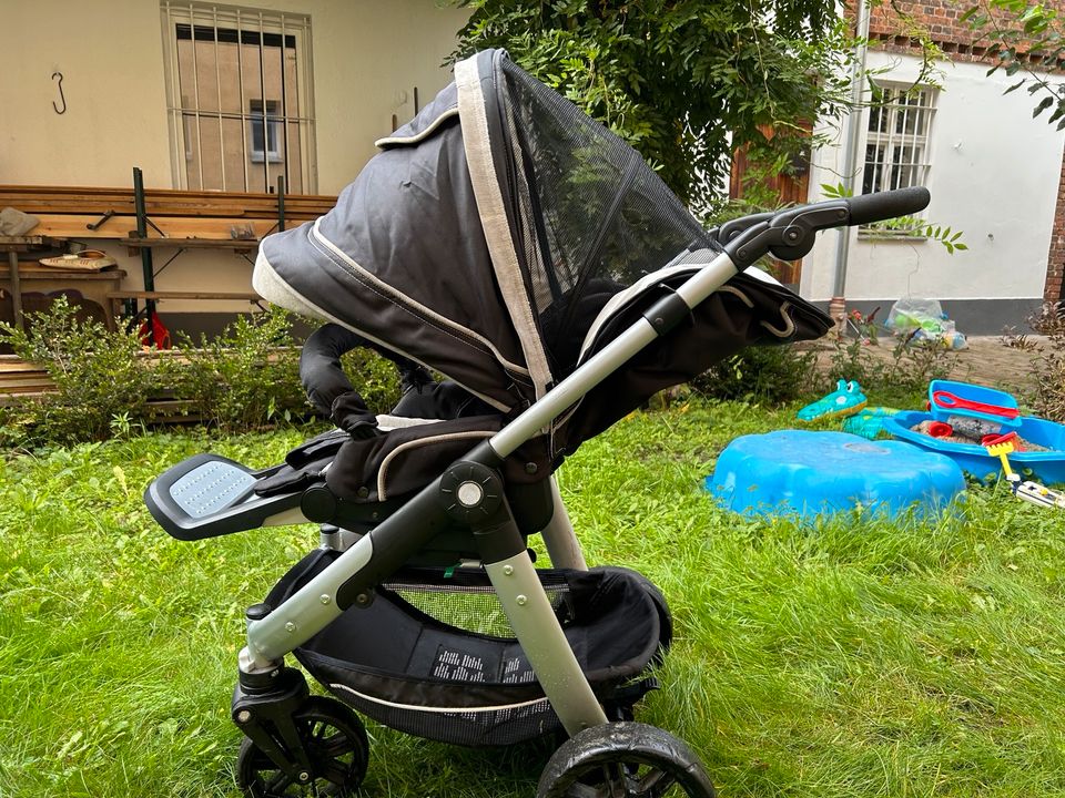 Teutonia Kinderwagen in Potsdam