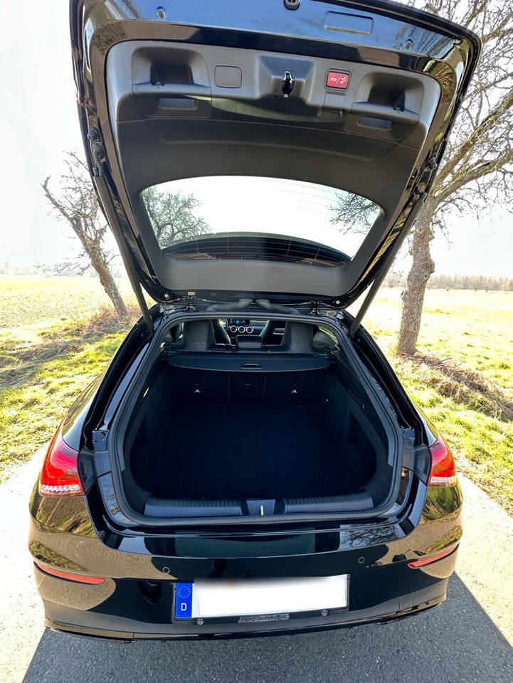 * CLA Shooting Brake 180 AMG-Line Nachtpaket Garantie bis 01/2027 in Großpösna