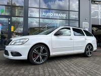 Skoda Octavia Combi RS*Navi*Leder*Schiebedach*Pdc Saarland - Schmelz Vorschau