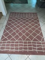 Gebrauchter Teppich in einem sehr gutem Zustand Nordrhein-Westfalen - Meinerzhagen Vorschau