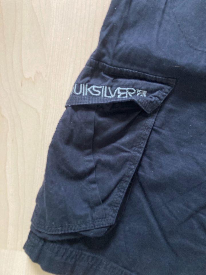 Herren QuickSilver Shorts Gr.M schwarz in Hamburg