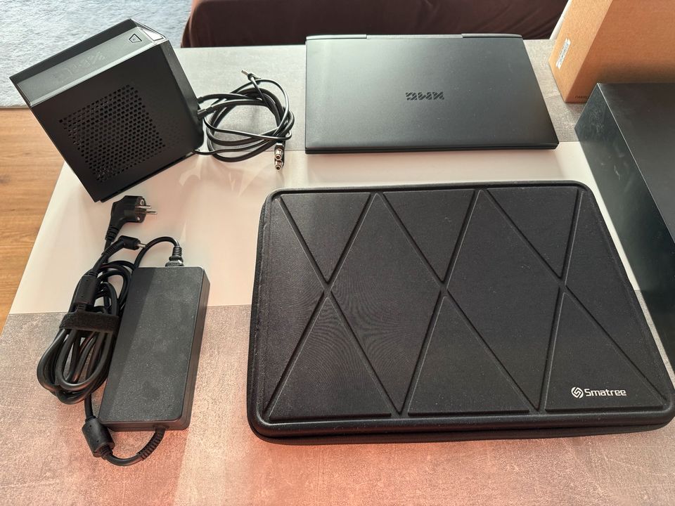 XMG NEO 17 M22 Gaming Oasis 240 Hz G-Sync Notebook/Laptop in Berlin