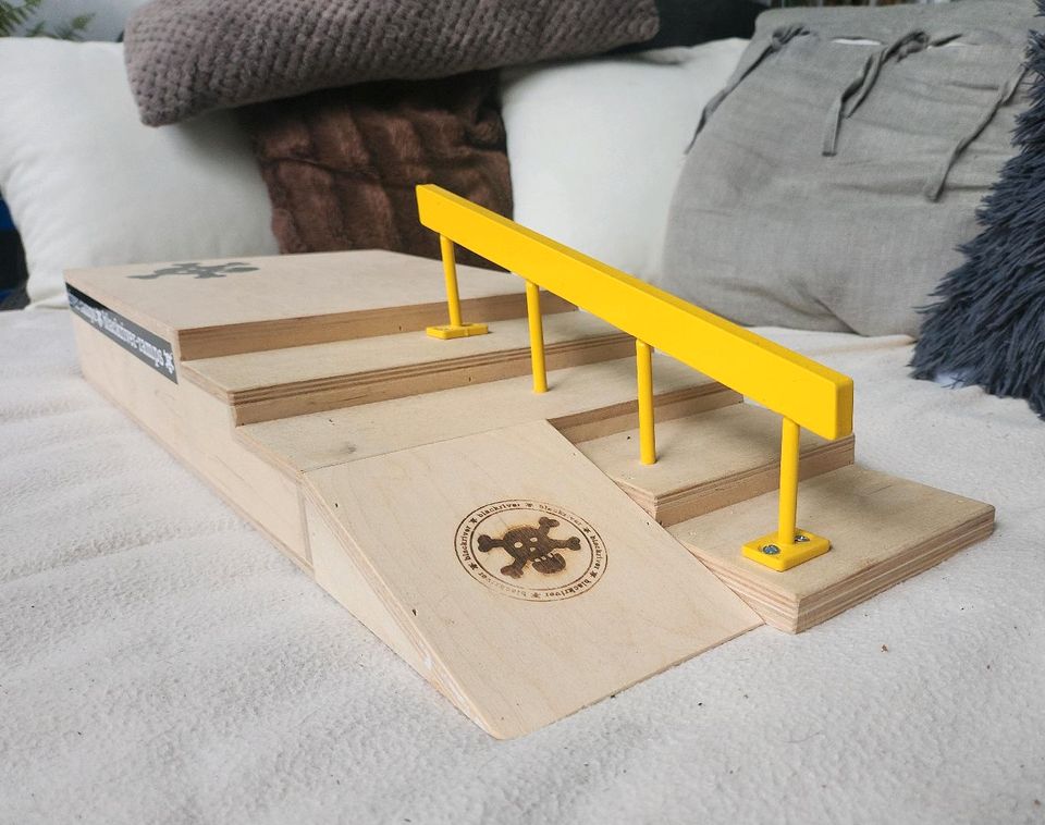 Blackriver Ramps Stairset Fingerboard / Fingerskateboard in Hilden